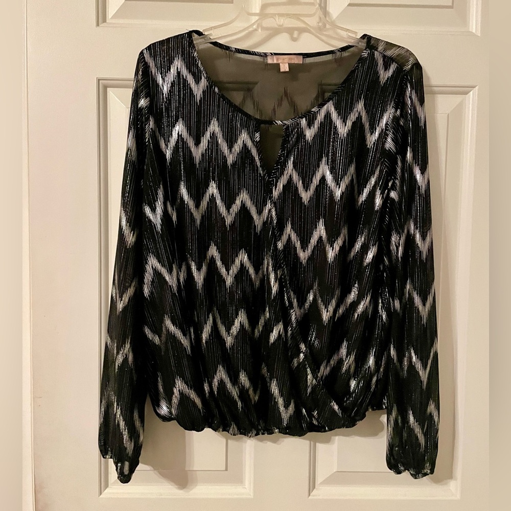 Black and silver sheer top by Skies are Blue, size medium